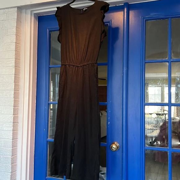Black Pants Ruffled Jumpsuit by Old Navy sSize small - Picture 6 of 17